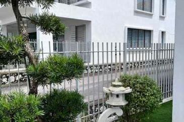 Bandar Sungai Long Double Storey House Unit For Rent