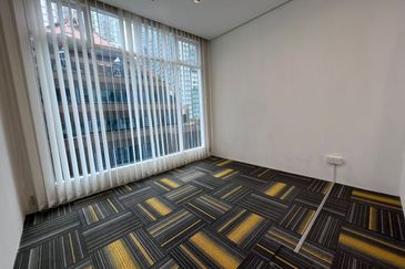KLCC Soho Suites Office Fully Furnish Unit For Sale
