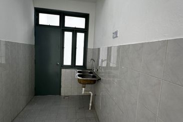 Kiambang Apartment, Taman Putra Perdana