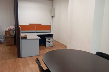 Soho Suites KLCC Office Unit For Sale