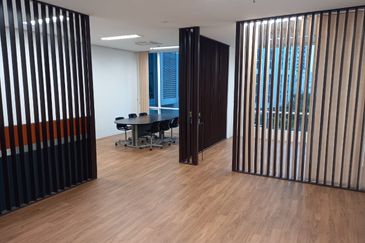 Soho Suites KLCC Office Unit For Sale