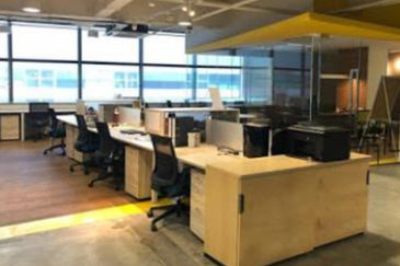 Leisure Commerce Square