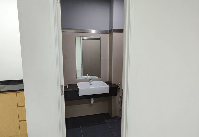 The Vertical Business Suites