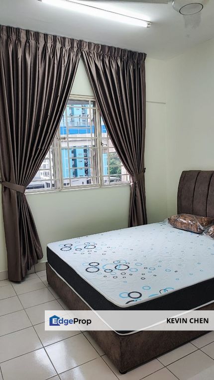 Puncak Banyan Condo Cheras Taman Connaught 3 Rooms Unit For Sale, Kuala Lumpur, Cheras