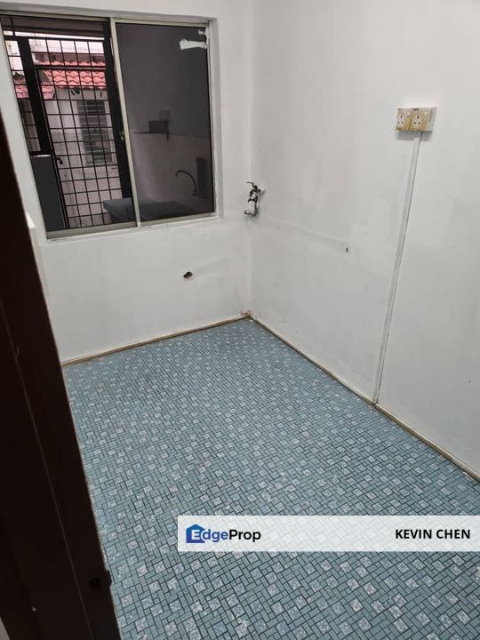Taman Pertama Double Storey House For Sale, Kuala Lumpur, Cheras