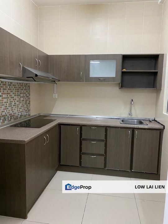 Fully Furnished 4-Bedroom Apartment for Rent, Cyberjaya, Selangor, Cyberjaya