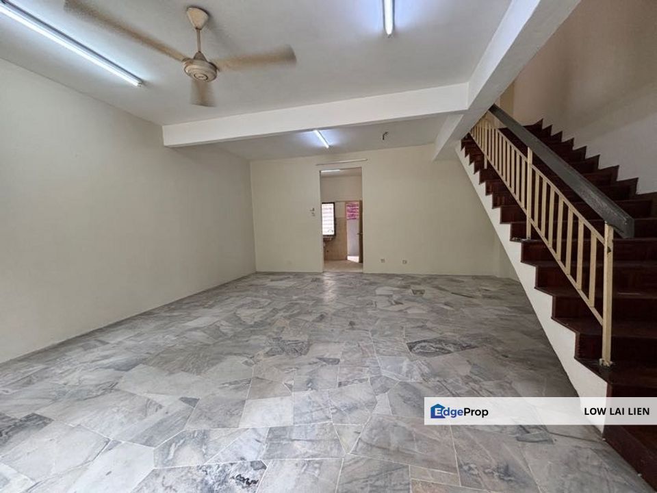 Taman Wawasan Pusat Bandar Puchong 2-Storey Terrace House for Sale, Selangor, Puchong