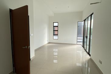 Taman Denai Alam, Pasir Gudang 2-Storey Cluster House for Sale