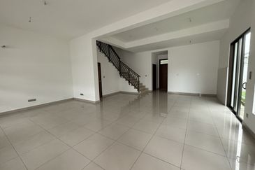 Elemence Denai Alam Cluster House