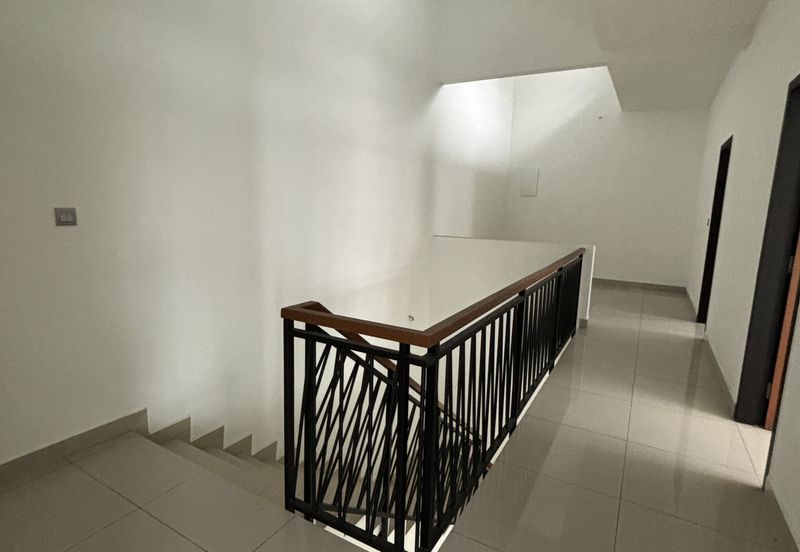 Elemence Denai Alam Cluster House