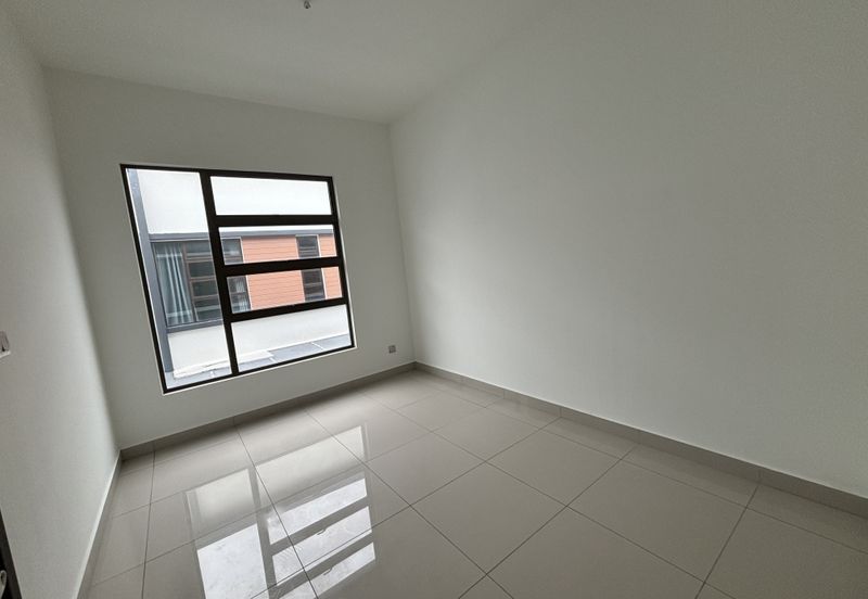 Elemence Denai Alam Cluster House