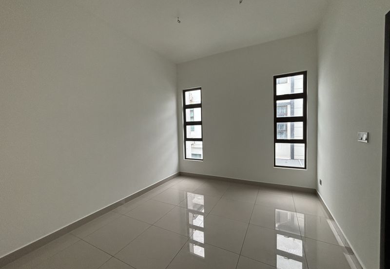 Elemence Denai Alam Cluster House