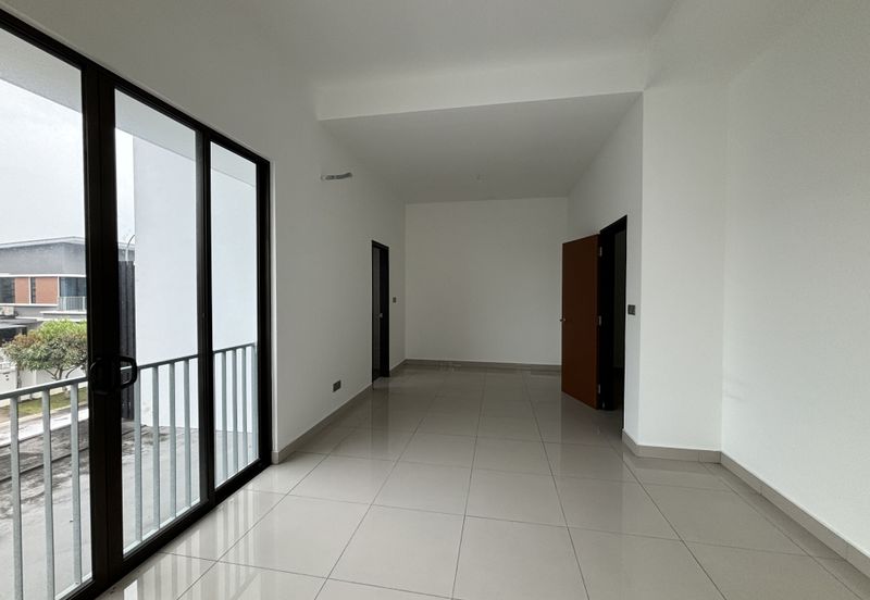 Elemence Denai Alam Cluster House