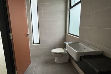 Elemence Denai Alam Cluster House