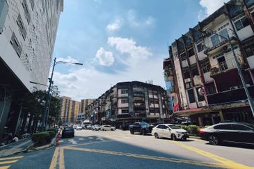 Kenanga Wholesale City