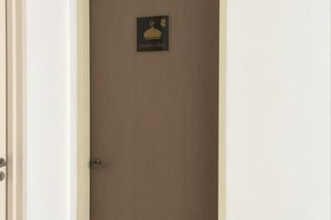 Hall at Port Dickson suitable for weeding, seminar, conference, exhibition for sale   