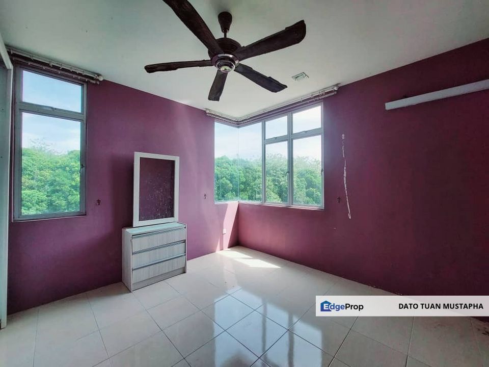 Pangsapuri Anggun corner unit facing greenery and facilities , Selangor, Bangi