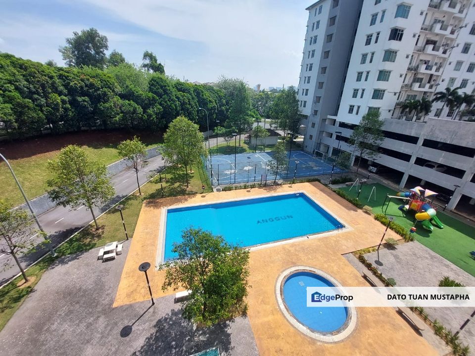 Pangsapuri Anggun corner unit facing greenery and facilities , Selangor, Bangi