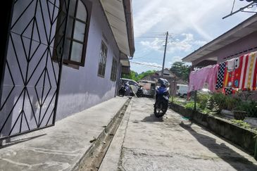 Kampung Malaysia Tambahan