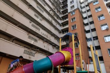 Pangsapuri Putra Damai