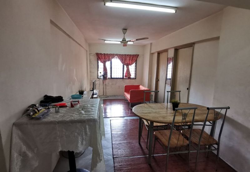 Pangsapuri Putra Damai