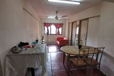 Pangsapuri Putra Damai