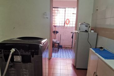 Pangsapuri Putra Damai