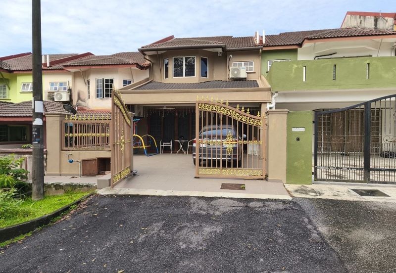 Taman Saujana Puchong