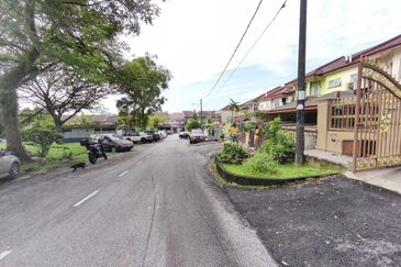 Taman Saujana Puchong