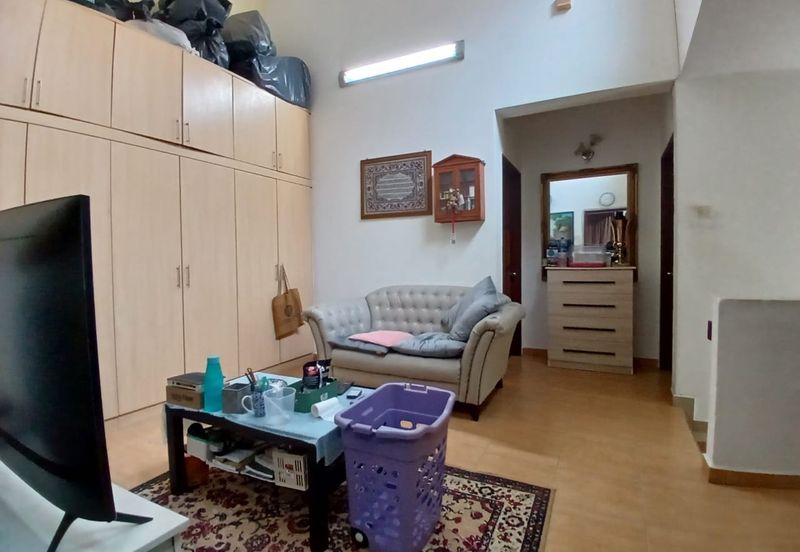 Taman Saujana Puchong