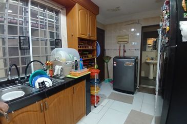 Taman Saujana Puchong