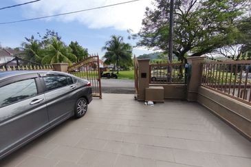 Taman Saujana Puchong