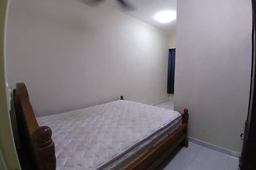 NILAI IMPIAN (LAMAN DELFINA)