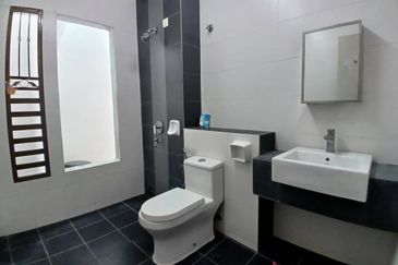 NILAI IMPIAN (LAMAN DELFINA)