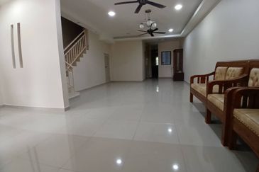 NILAI IMPIAN (LAMAN DELFINA)