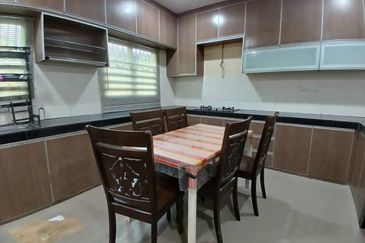 NILAI IMPIAN (LAMAN DELFINA)