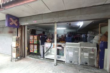 Bayu Tasik Condominium