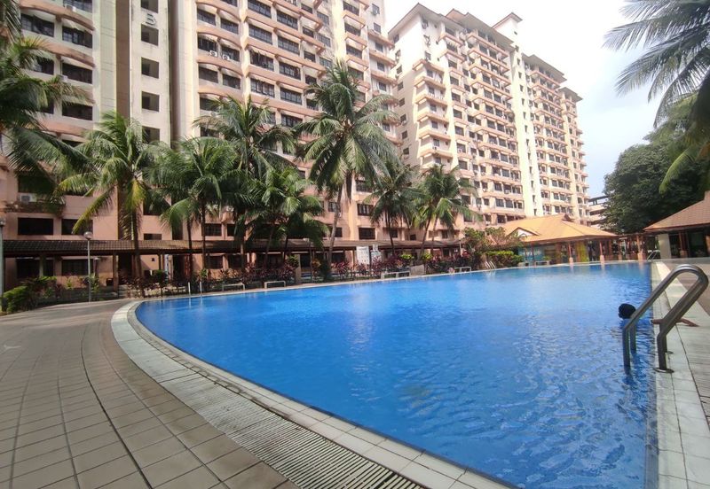 Bayu Tasik Condominium