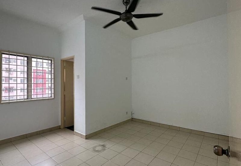 Taman Medan Jaya Apartment