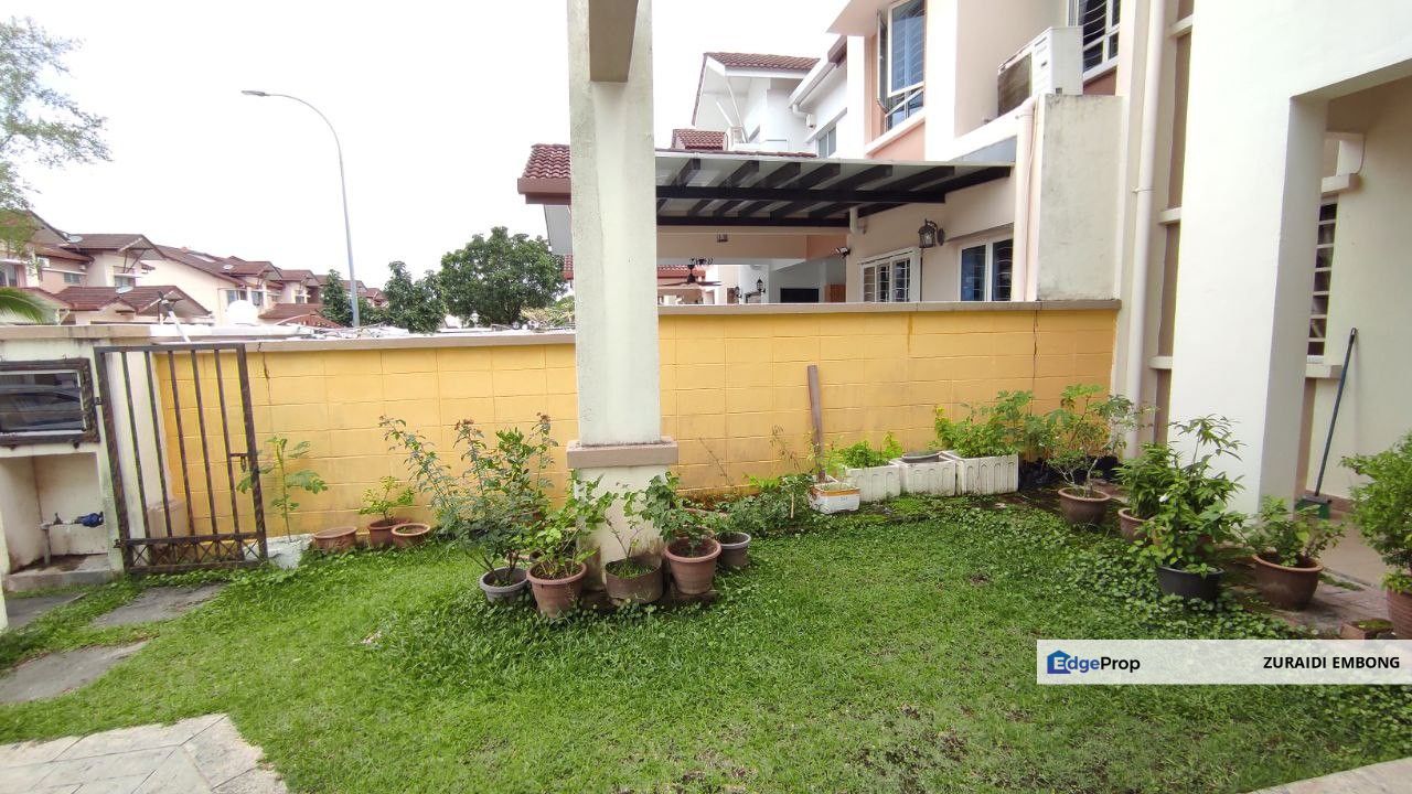 FOR SALE  Double Storey Link (Intermediate)  Sunway Kayangan, Seksyen U9, Shah Alam , Selangor, Shah Alam
