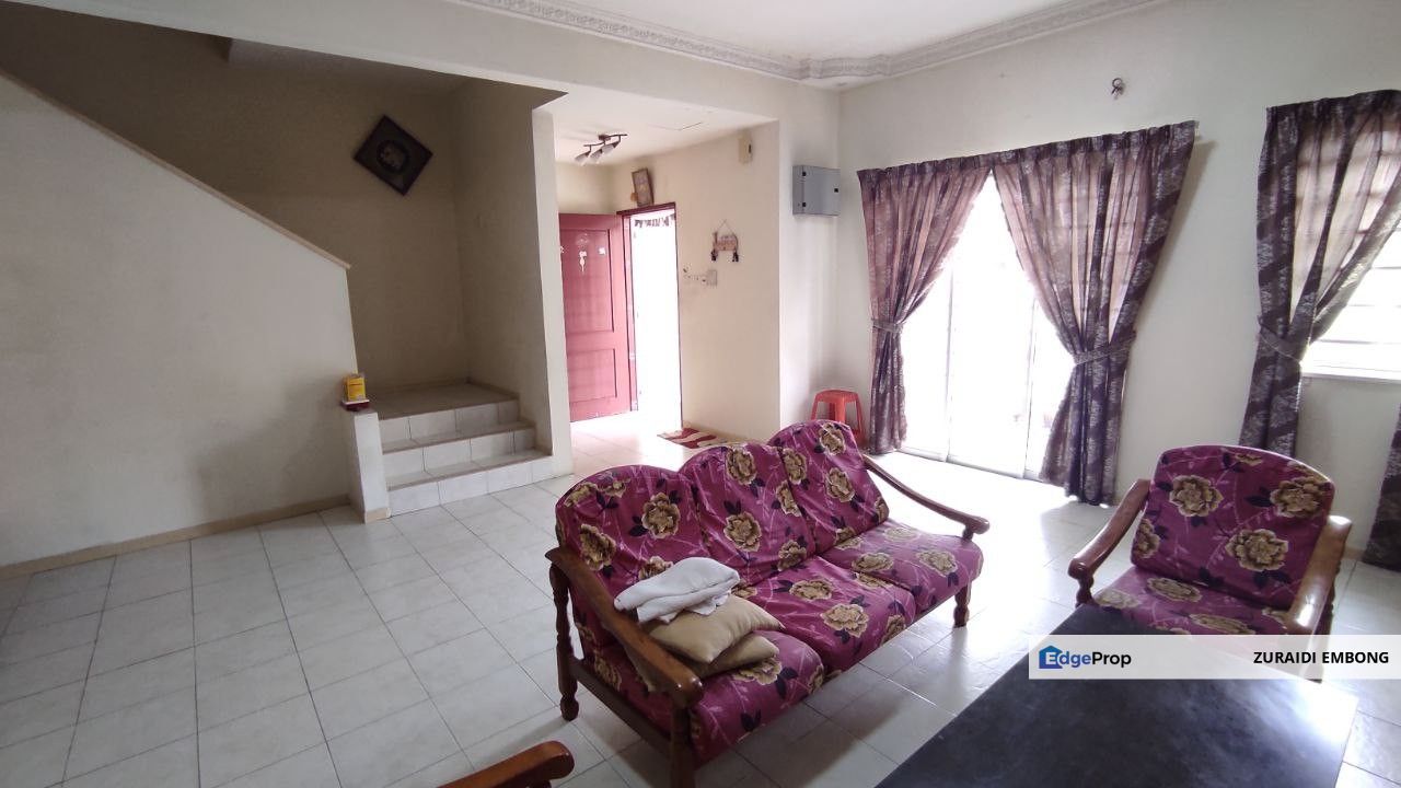FOR SALE  Double Storey Link (Intermediate)  Sunway Kayangan, Seksyen U9, Shah Alam , Selangor, Shah Alam