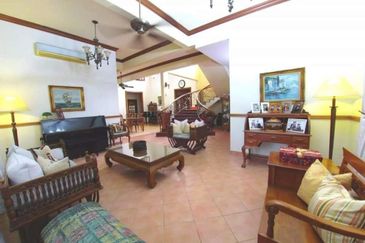 For Sale  2 Storey Bungalow (Corner) Bukit Jelutong Shah Alam