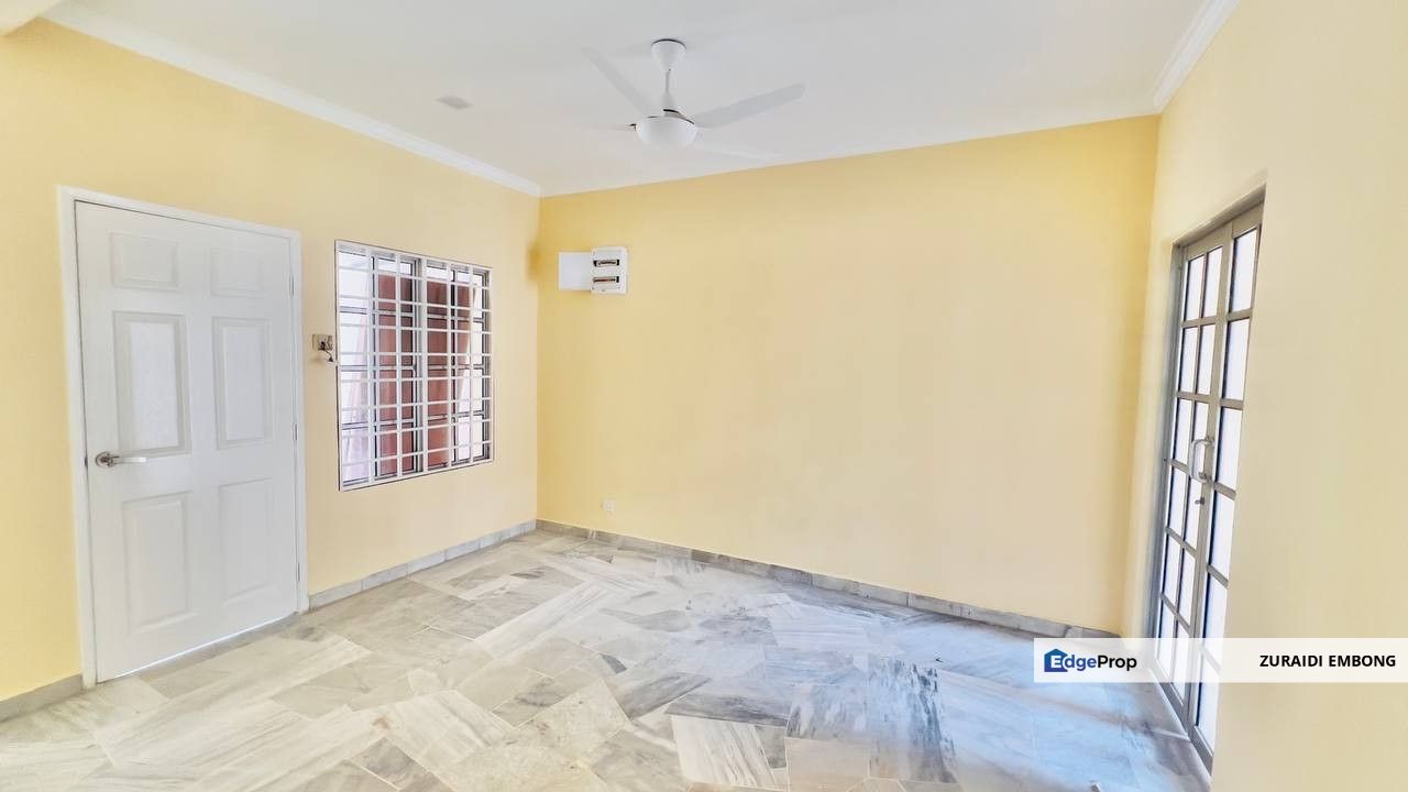 FOR SALE  SUPERLINK REFURBISHED UNIT‼️  2 Storey Terrace intermediate  Taman Damai Budi Alam Damai , Kuala Lumpur, Cheras