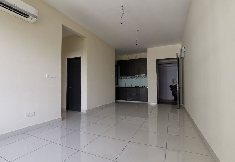 Aura Residence @ Precint 8