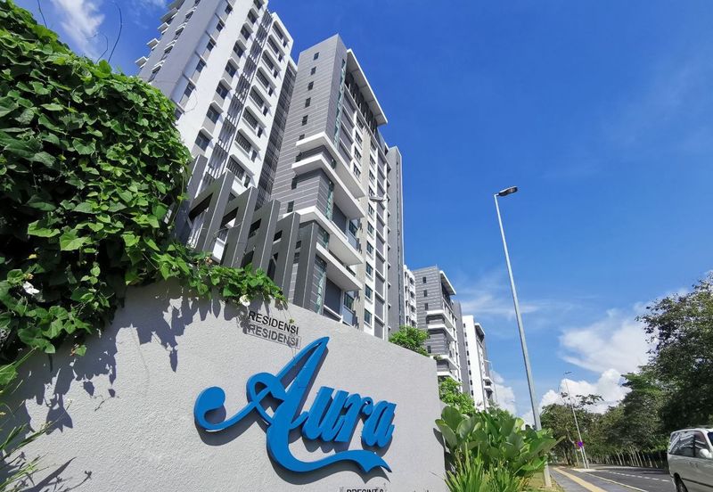 Aura Residence @ Precint 8