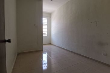 TAMAN SRI PINANG (LABU)