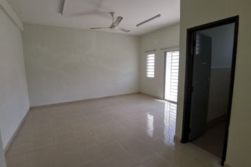 TAMAN SRI PINANG (LABU)