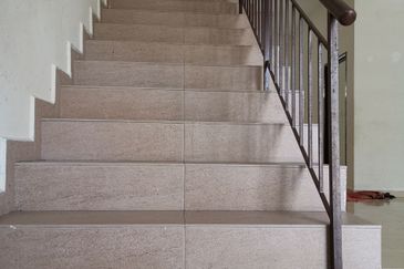 TAMAN SRI PINANG (LABU)