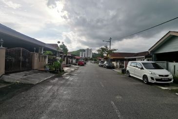 Bandar Kinrara 1