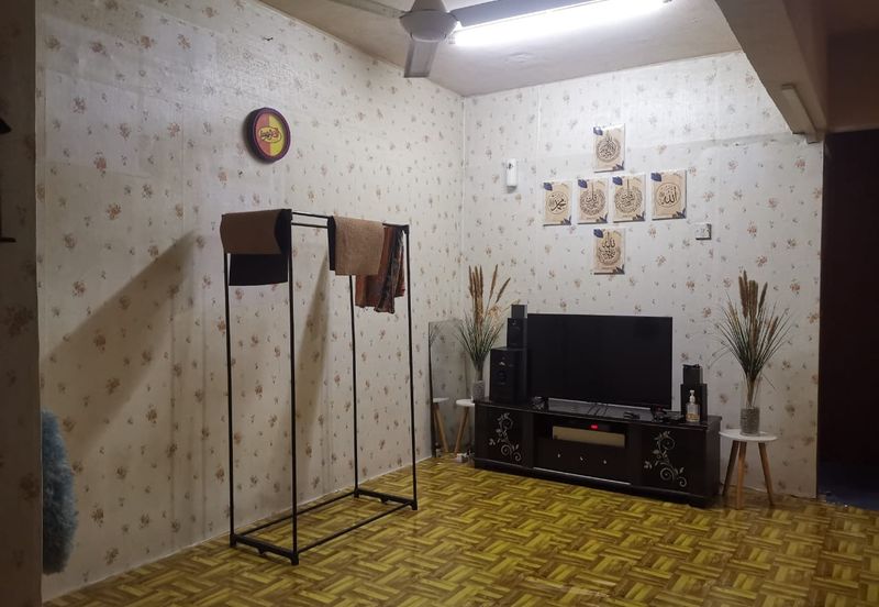 Flat PKNS, Seksyen 24